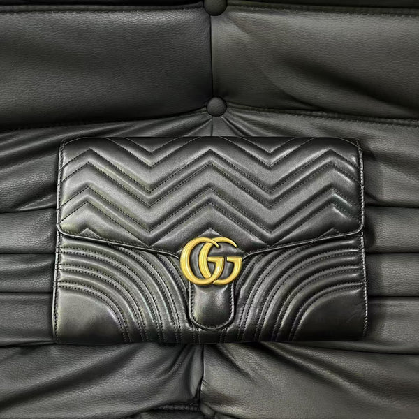Pre-owned Gucci Marmot Black Calfskin Crossbody