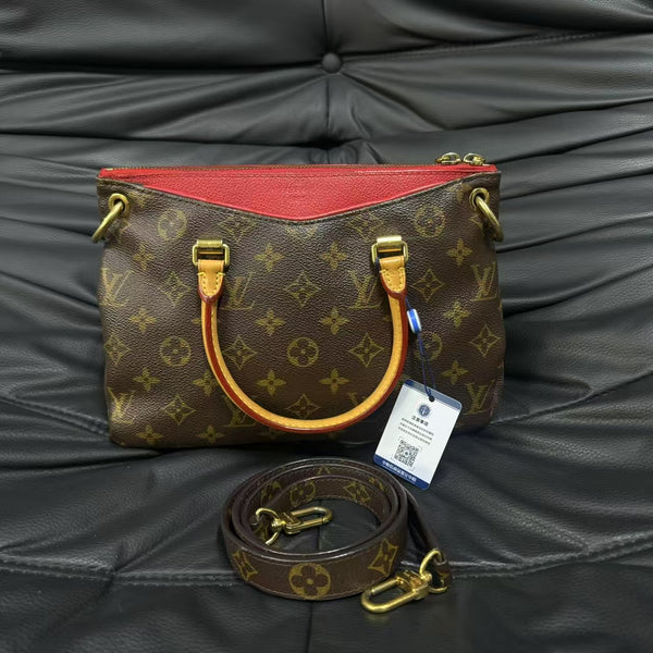 Pre-owned Louis Vuitton Pallas Tote Crossbody Small