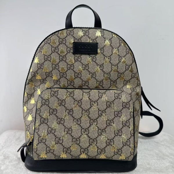 Pre-owned Gucci Zip Pocket Backpack GG Coated Canvas with Bee Small