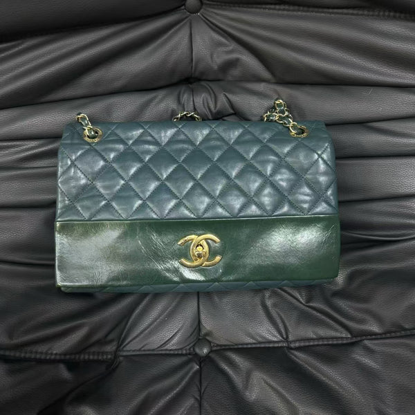 Pre-owned Chanel Emerald Green Calfskin Crossbody Vintage