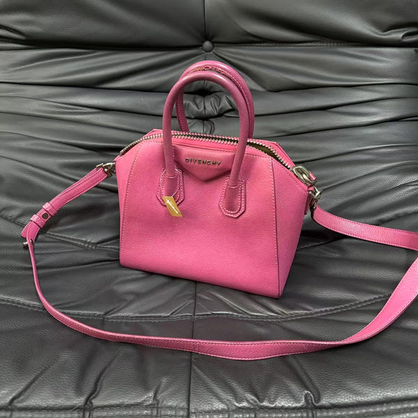 Pre-owned Givenchy Antigona Grainy Calfskin Pink Crossbody