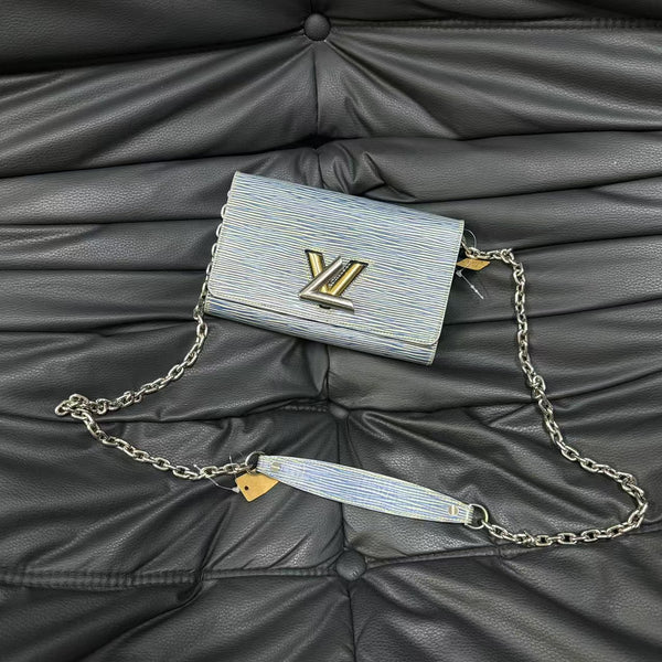 Pre-owned Louis Vuitton Twist Jeans Bleu Crossbody