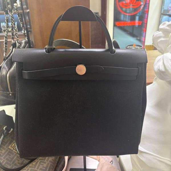 Pre-owned Hermes Herbag31 Black Calfskin Crossbody