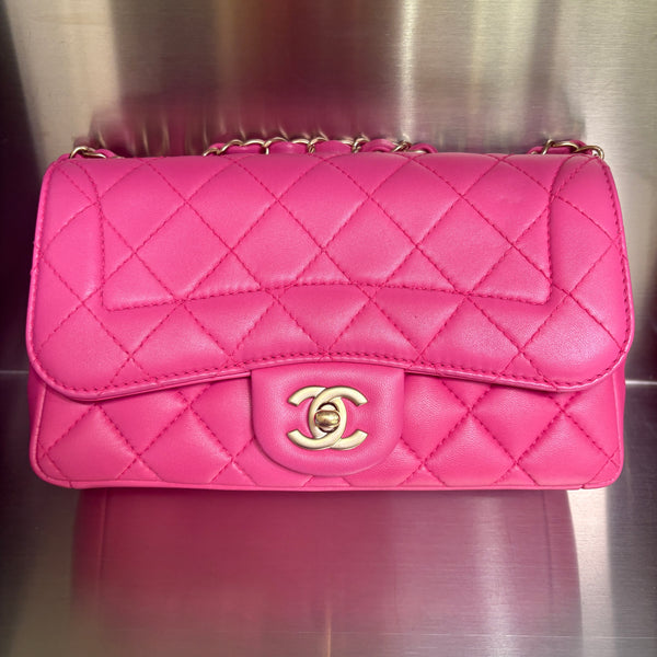 Pre-owned Chanel Hot Pink Calfskin Handbag/Crossbody