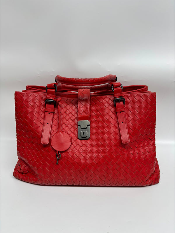 Pre-owned Bottega Venata Roma Red Calfskin Large