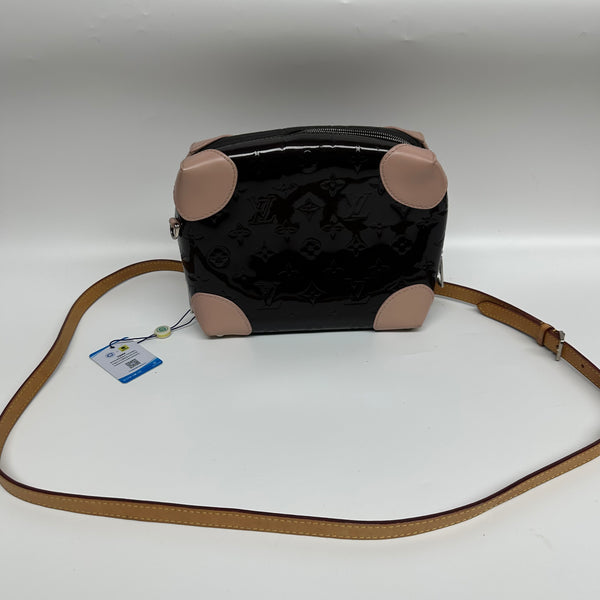 Pre-owned Louis Vuitton Patent Case Crossbody