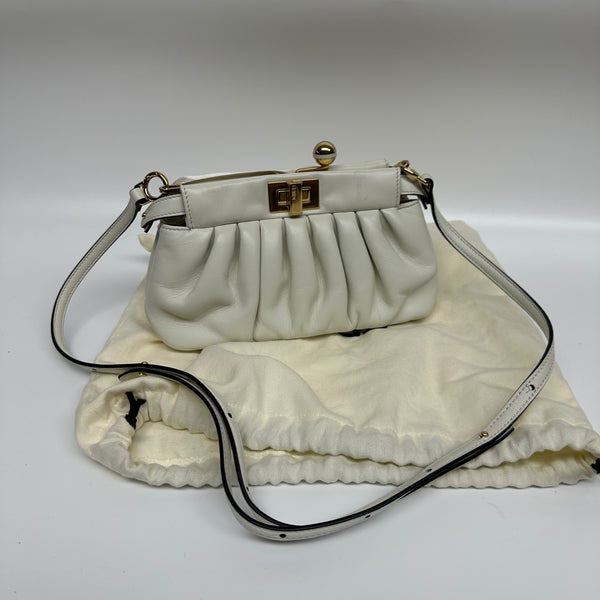 Pre-owned Fendi White Calfskin Crossbody/Clutch