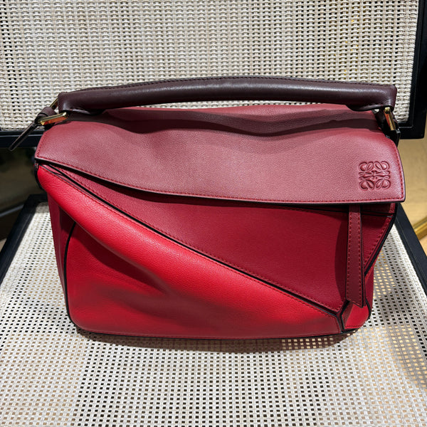 Pre-owned Loewe Puzzle Red Calfskin Crossbody