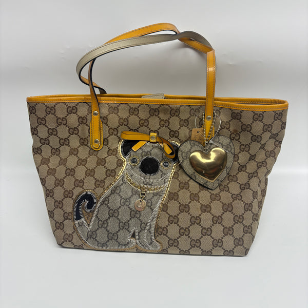 Pre-owned Gucci GG Canvas Limited Tote