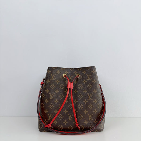 Pre-owned Louis Vuitton Monogram Neo Bucket Crossbody