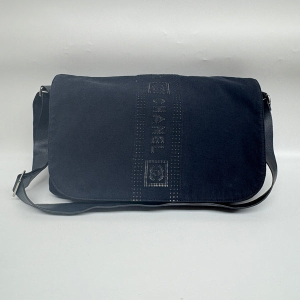 Pre-owned Chanel Canvas Hobo Work Bag Crossbody