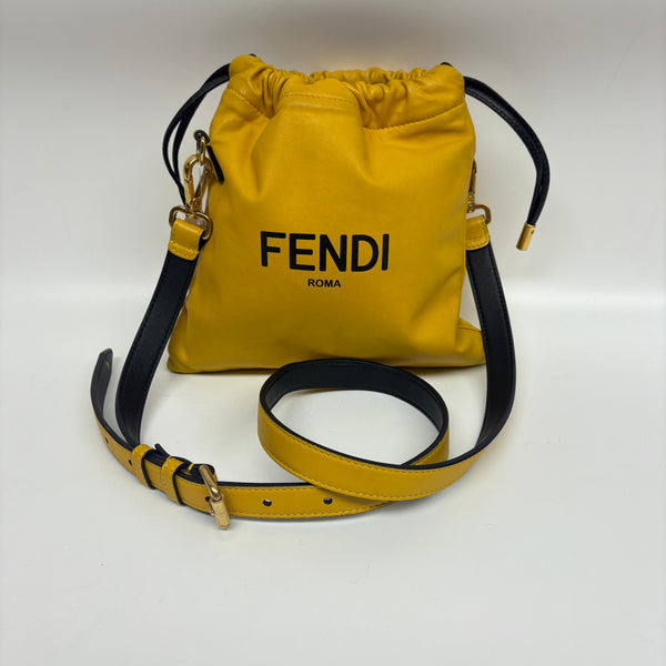 Pre-owned Fendi Drawstring Bucket Fendi Yellow Crossbody