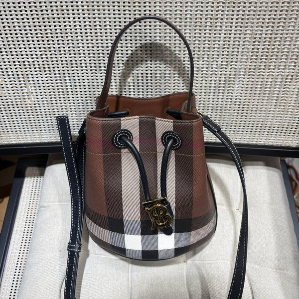 Pre-owned Burberry Classic Tartan Checkers Mini Bucket