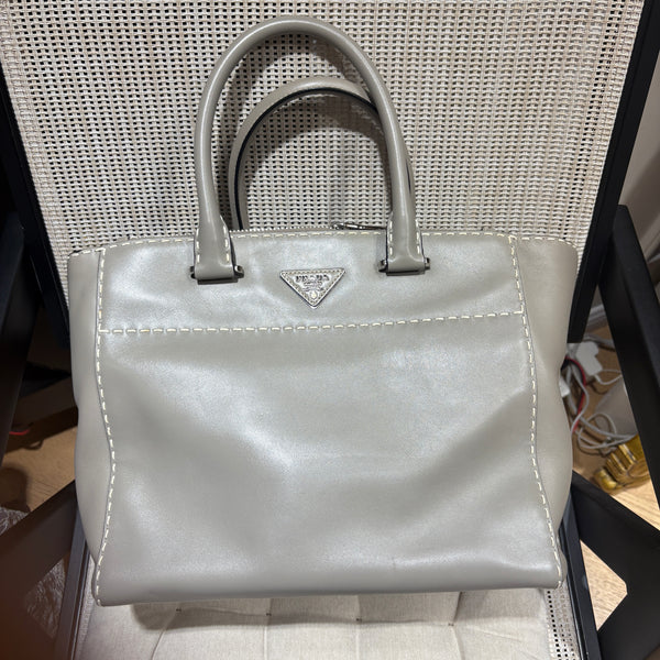 Pre-owned Prada Gray Calfskin Waxy Finish Handbag Classic