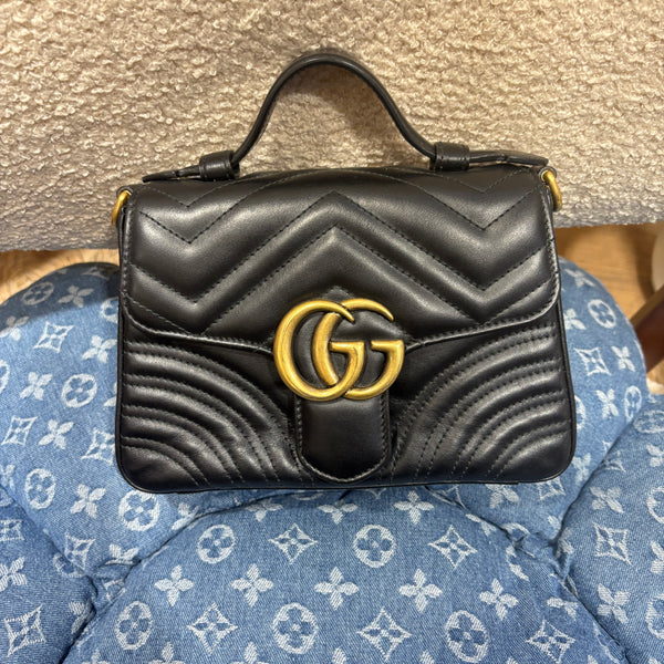 Pre-owned Gucci Marmot Black Mateless Calfskin Top Handle