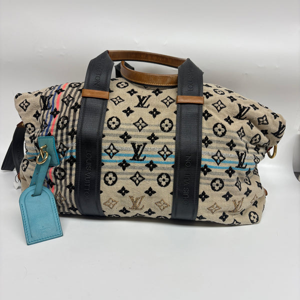Pre-owned Louis Vuitton Limited Duffle Travel Bag