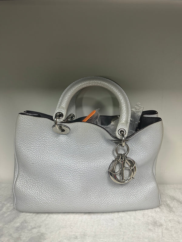 Christian Dior Diorissimo Tote Pebbled Leather Sliver Medium