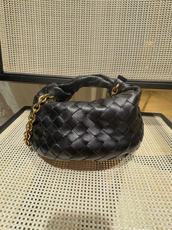 Pre-owned Bottega Venata Jodie Black Clafskin