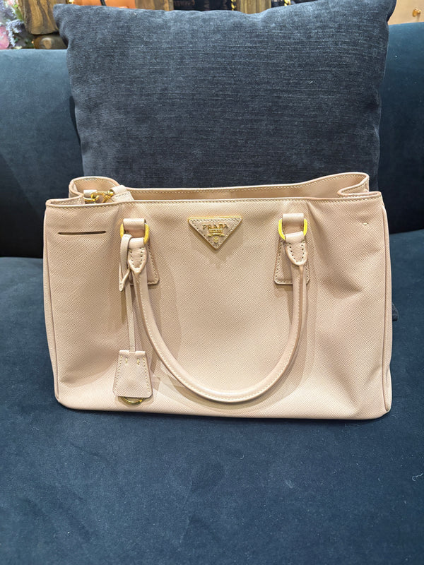 Pre-owned Prada Galleria Beige Textured Calfskin Handbag