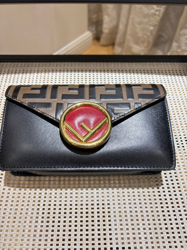 Pre-owned Fendi Roma Calfskin Crossbody