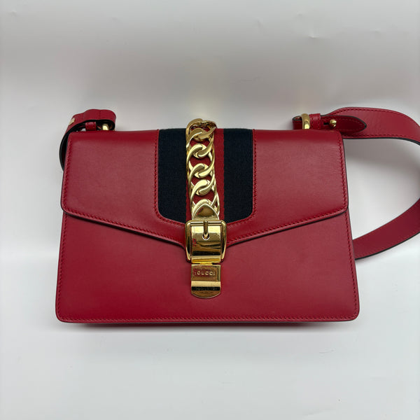 Pre-owned Gucci Sylvia Red Calfskin Crossbody