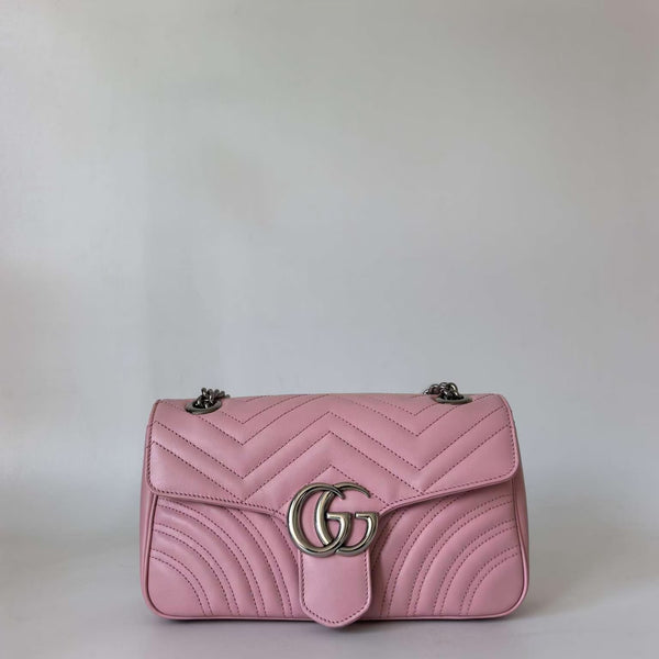 Pre-owned Gucci GG Marmont Flap Bag Matelasse Leather Medium