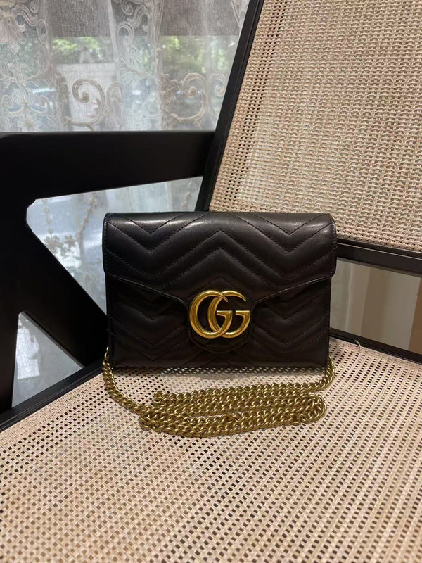 Pre-owned Gucci Interlocking GG Black Crossbody