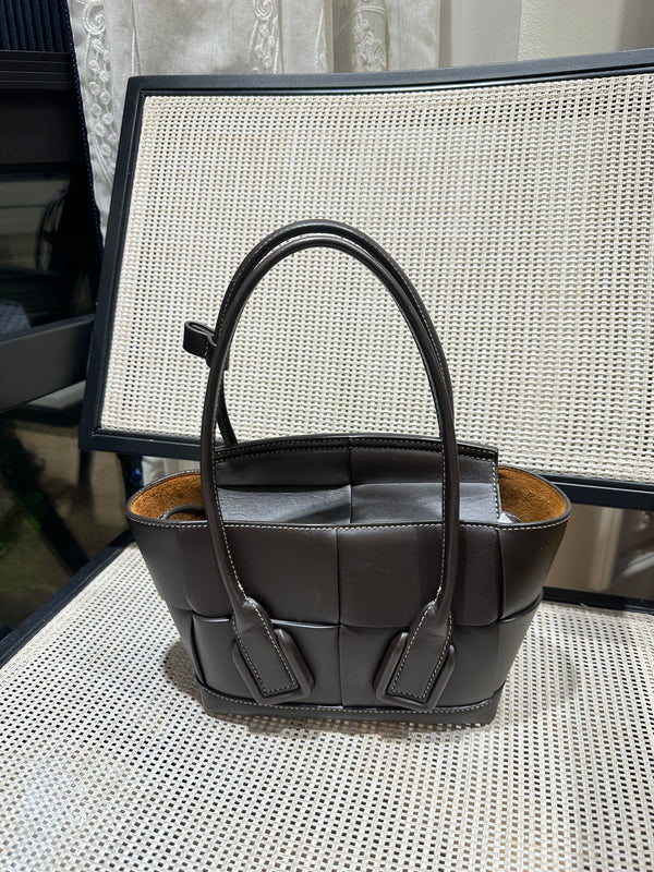 Pre-owned Bottega Venata Arco Calfskin Handbag/Tote