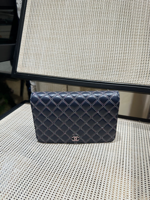 Pre-owned Chanel Classic Flap Navy Calfskin Crossbody WOC