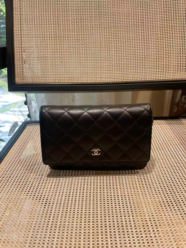 Pre-owned Chanel Classic Flap Black Calfskin Crossbody