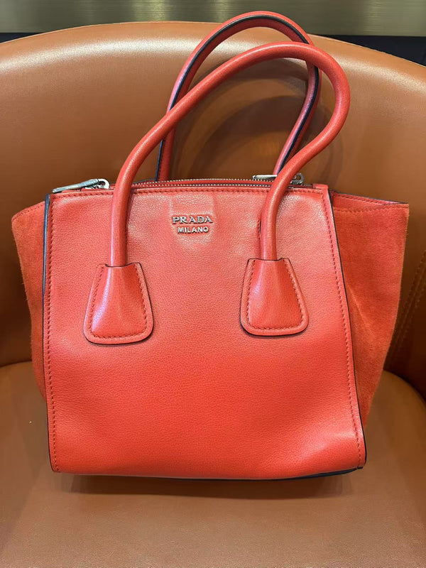Pre-owned Prada Red Calfskin Grainy Calfskin Handbag