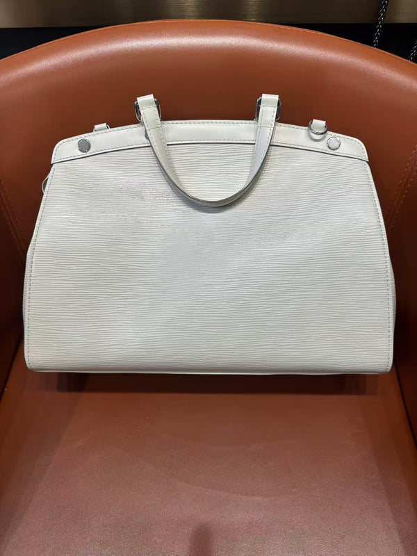 Pre-owned Louis Vuitton Brea White Epi Handbag
