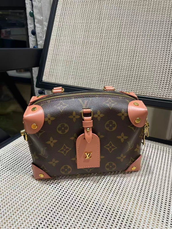 Pre-owned Louis Vuitton Petite Malle Monogram Crossbody
