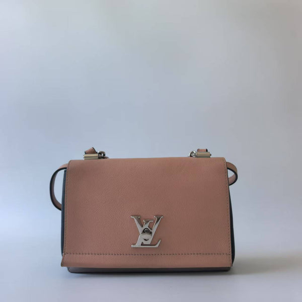 Pre-owned Louis Vuitton Lockme II Handbag Leather BB