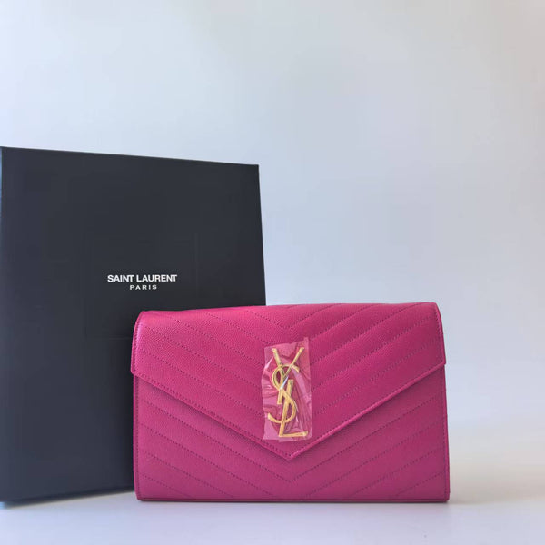 Pre-owned Saint Laurent Classic Monogram Wallet on Chain Chevron Leather Medium