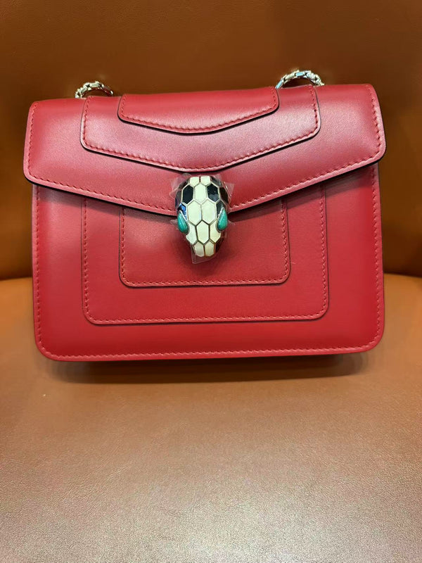 Pre-owned Bvlgari Serpenti Forever Maxi Chain Crossbody Bag Leather Small