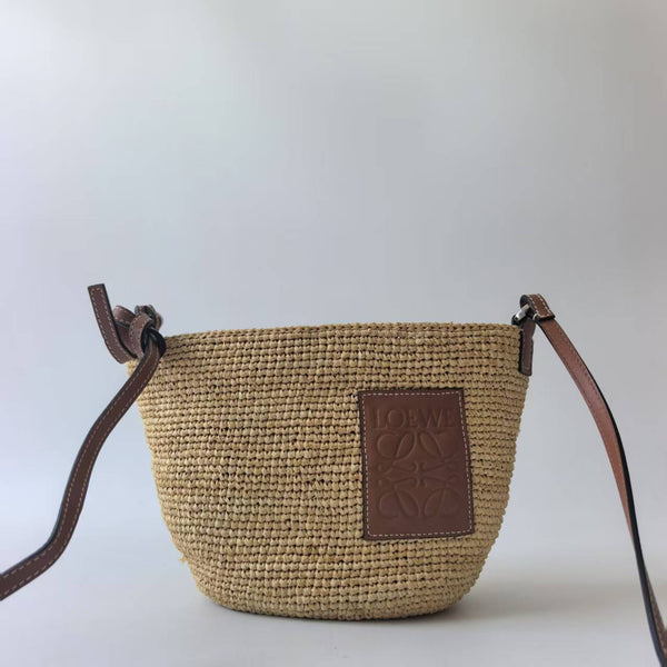 Pre-owned Loewe Paula's Ibiza Pochette Crossbody Bag Woven Raffia and Leather with Printed Canvas