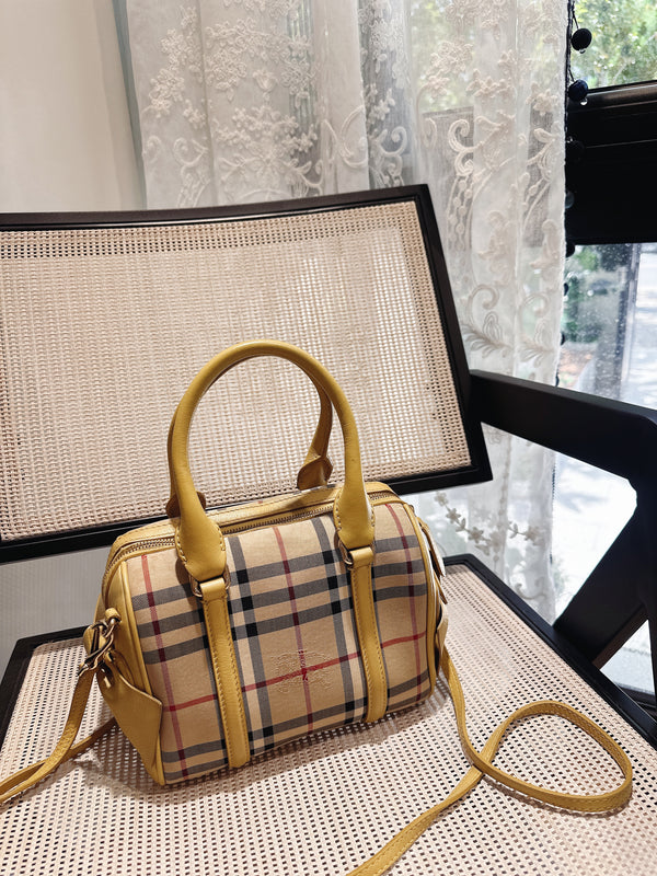 Pre-owned  Burberry Bowling Bag Vintage Check Coated Canvas