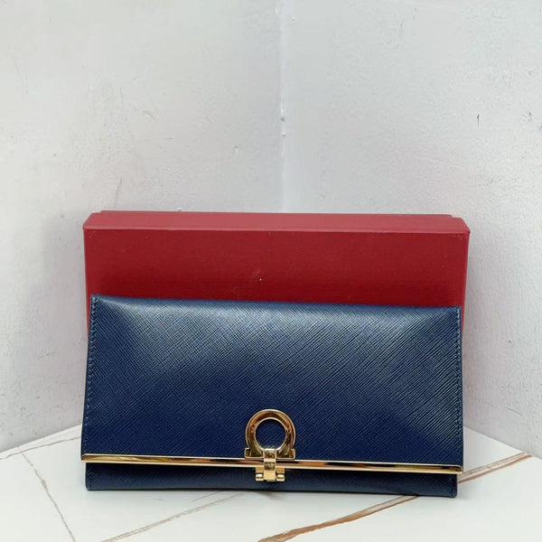 Pre-owned Ferragamo Classic Navy Calfskin Wallet