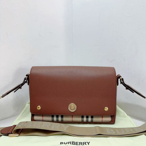 Pre-owned Burberry Note Crossbody Bag Leather with Vintage Check Canvas Medium