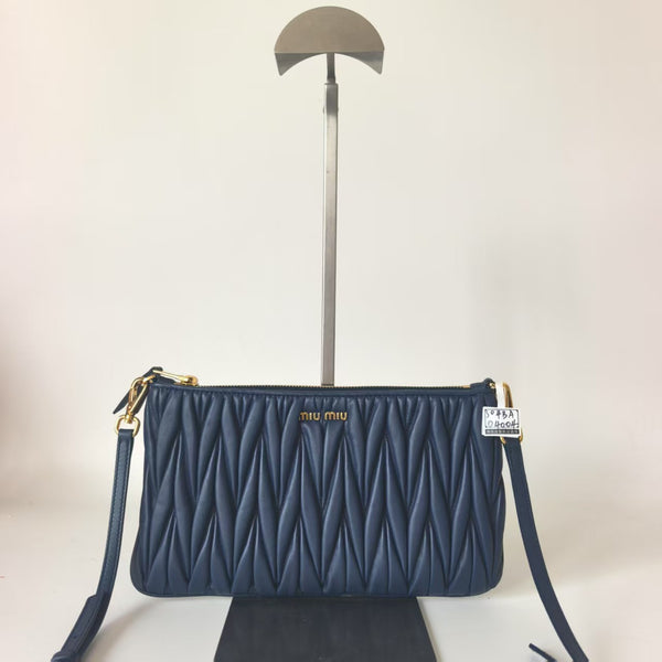 Pre-owned Miu Miu  Matelasse Leather Pouch/Crossbody