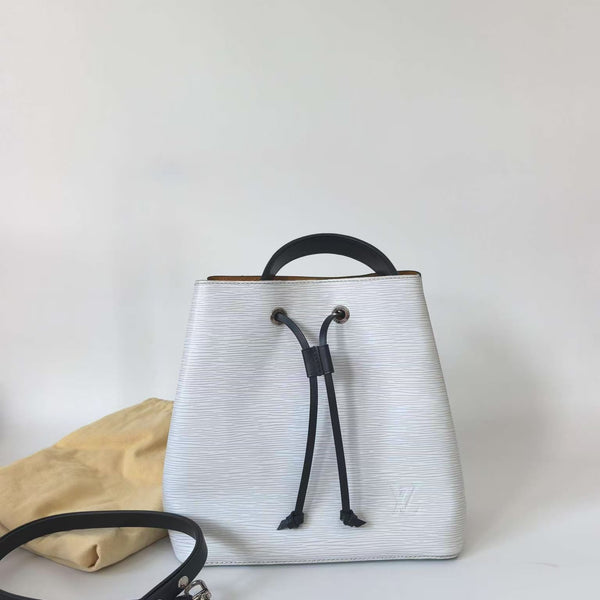 Pre-owned Louis Vuitton NeoNoe Handbag Epi Leather BB