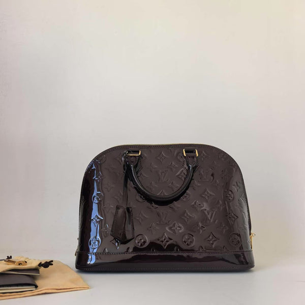 Pre-owned Louis Vuitton Alma Handbag Monogram Vernis GM