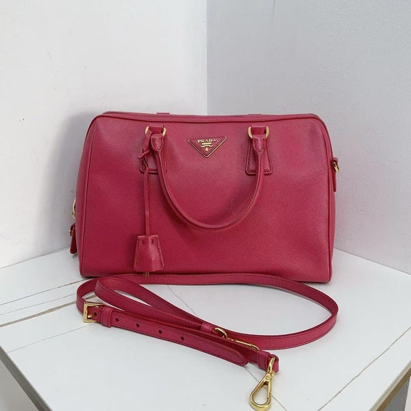 Pre-owned Prada Red Saffiano Leather Large