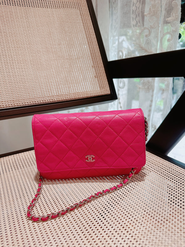 Pre-owned Chanel Wallet on Chain Quilted Lambskin Hot Pink