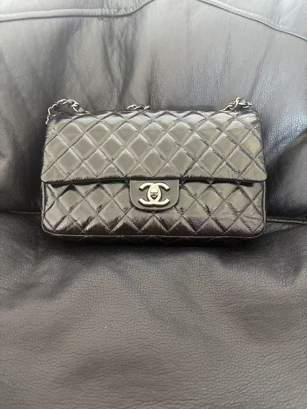 Pre-owned Chanel Classic Flap Black Waxy Calfskin