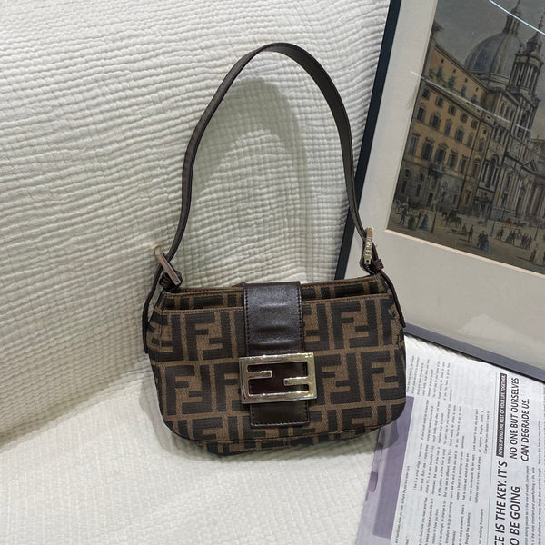 Pre-owned Fendi FF Logo Baguette Fur Handbag