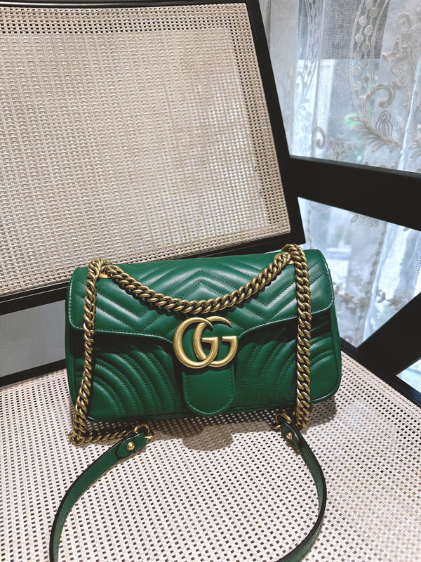 Pre-owned Gucci Marmot Green Mateless Calfskin Crossbody