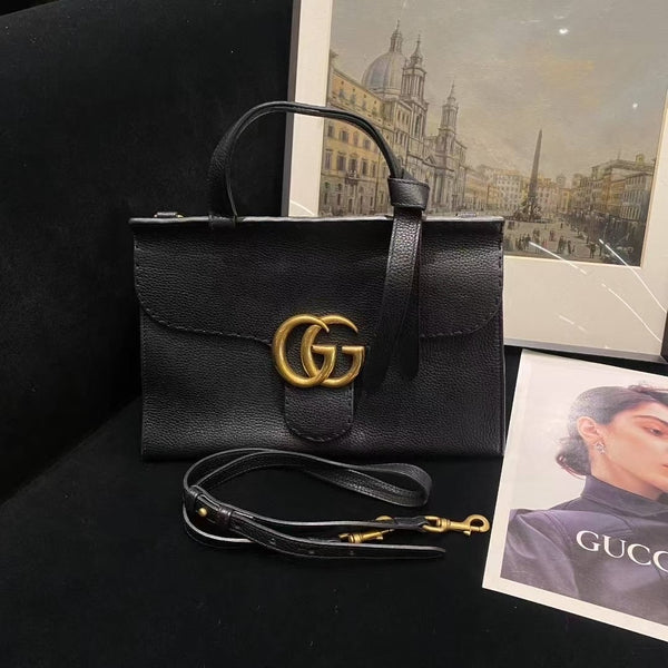 Pre-owned Gucci Marmot Grainy Calfskin Handbag/Crossbody