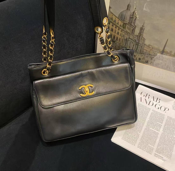 Pre-owned Chanel Vintage Caviar Tote Gold Handware